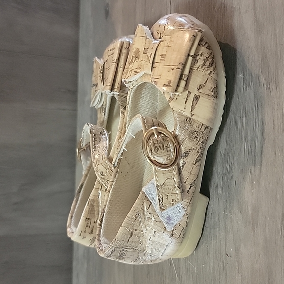 Pipperdoodles Corkboard Print infant/toddler size Euro 20 US5 UK4 - Picture 2 of 6